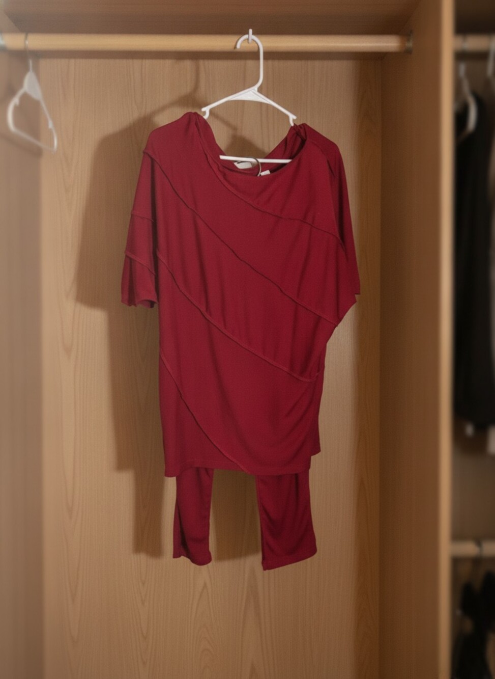 Burgundy Tunic Top and Leggings Set L NWOT